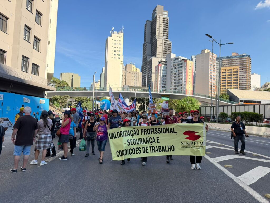 Greve de professores municipais em SP Abraão Cruz/TV Globo