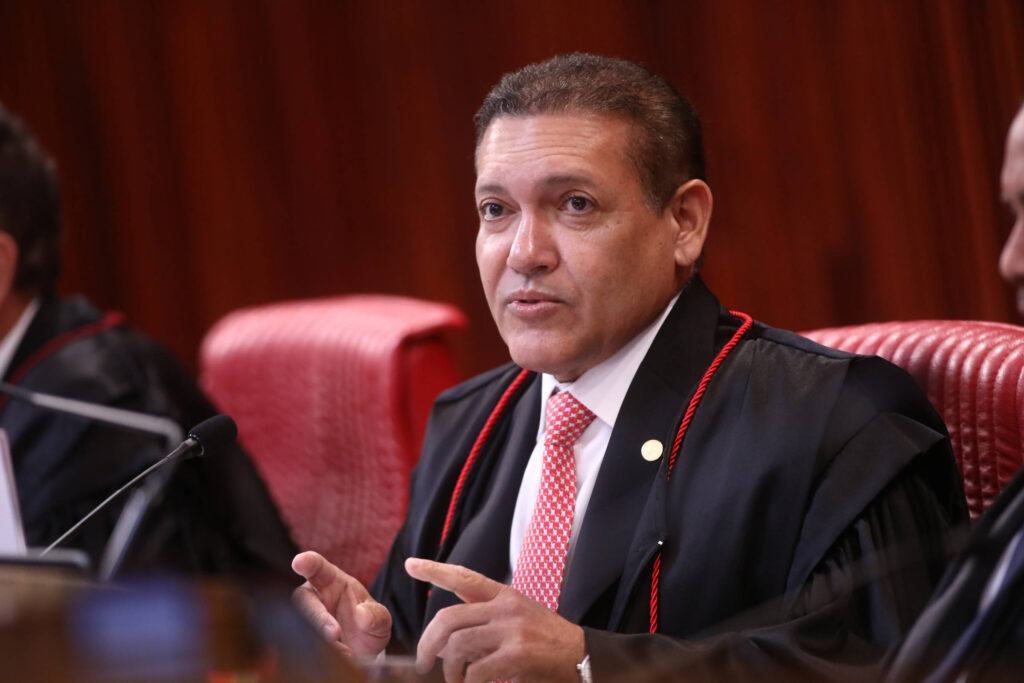 4.abr.26/Divulgação TSE