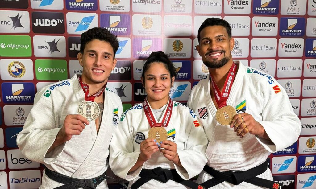 Schimidt. Depois de vencer três lutas, ele chegou a sua primeira final internaci