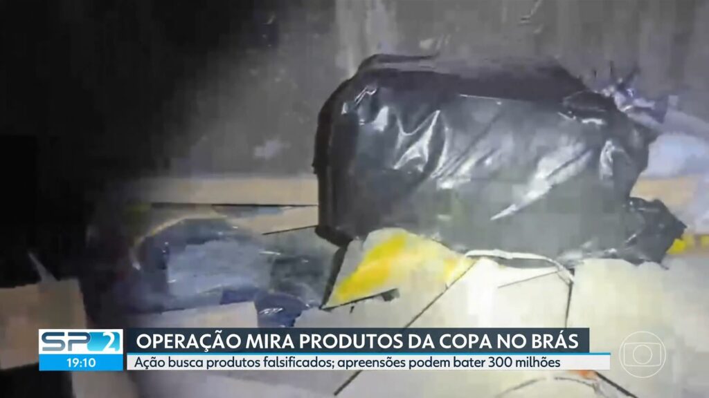 Receita faz operação no Brás para fiscalizar mercadorias Reprodução/TV Globo