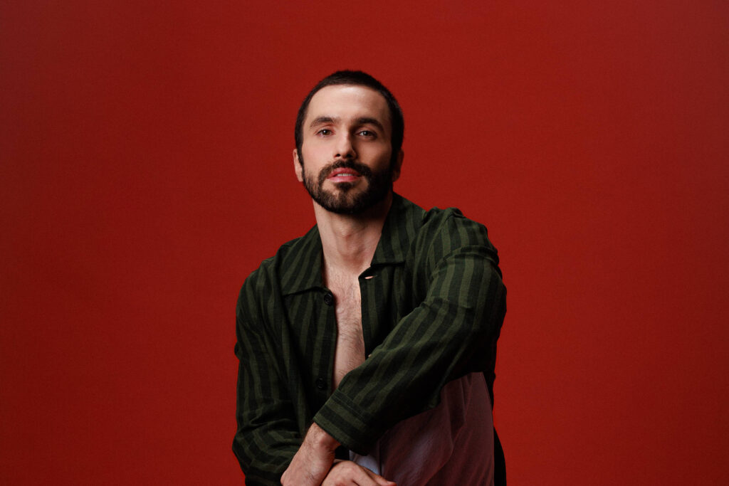 Lucas Drummond protagoniza novo longa e reforça desejo por versatilidade no cinema
