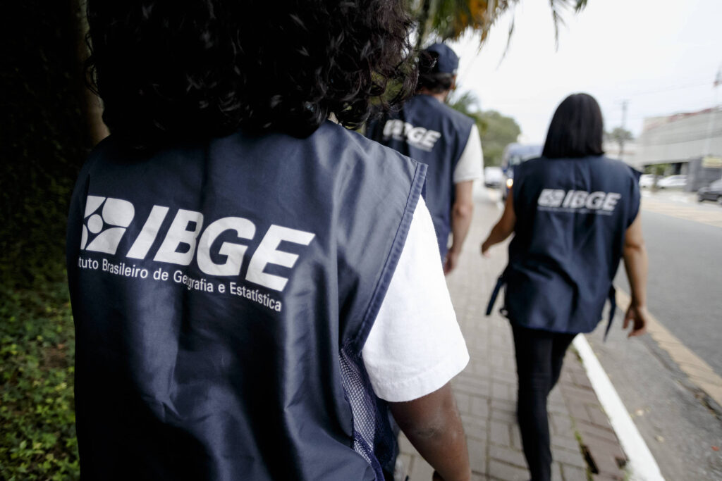 IBGE abre mais de 9,6 mil vagas temporárias para censos cruciais em todo o Brasil