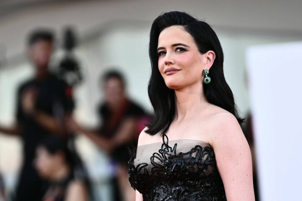 Produção de 'Wandinha' é temporariamente suspensa após lesão de Eva Green em Dublin