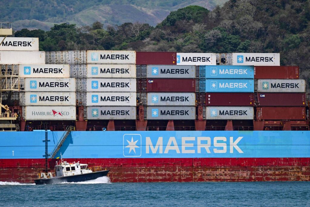 Maersk dispara projeção de lucro anual impulsionada por tarifas dos EUA e tensões globais
