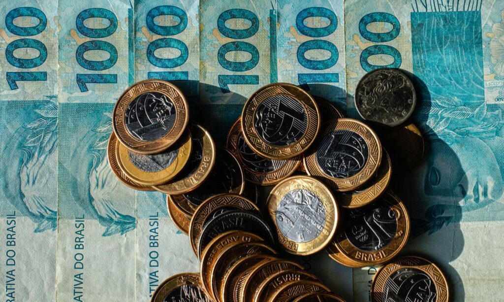 Bolsa Família de julho: NIS final 6 recebe benefício com valor médio de R$ 679,19