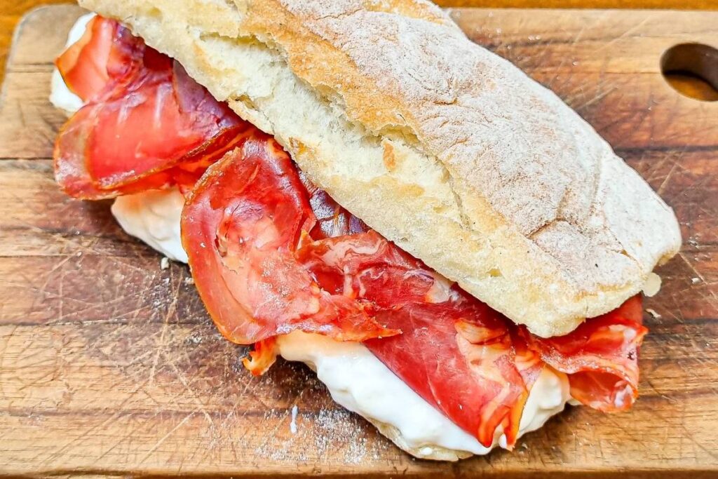 Porchetta: a tradição italiana que conquista paladares além dos estádios