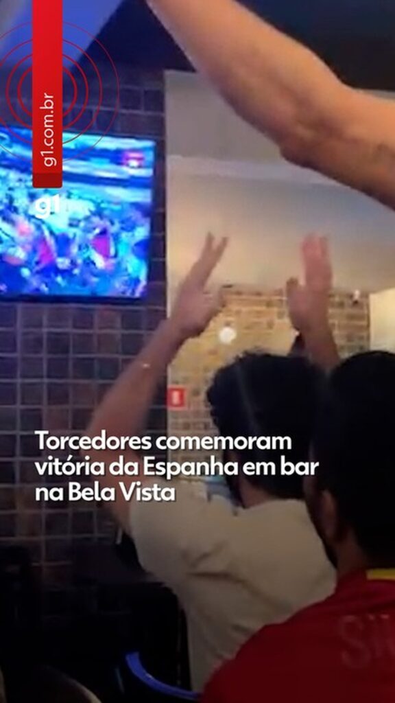 Euforia brasileira: derrota da Argentina no Mundial é celebrada como vitória
