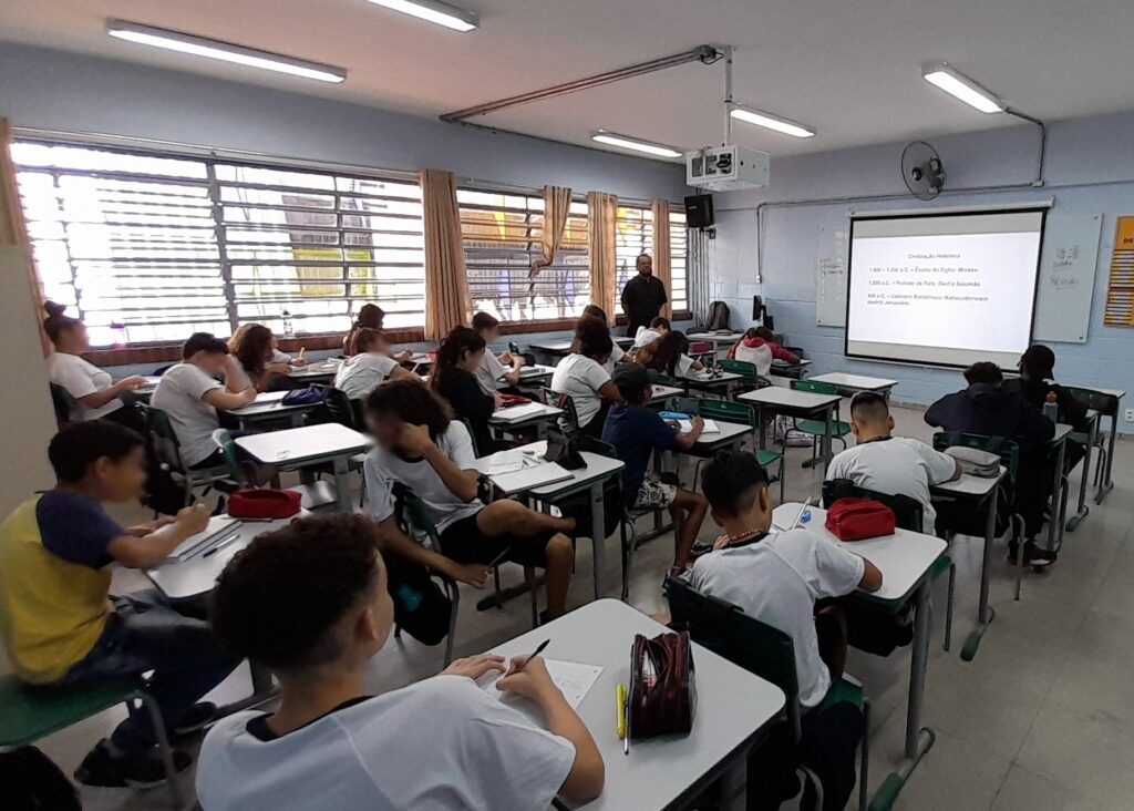 Justiça de São Paulo exige resposta da prefeitura sobre terceirização de escolas em 72 horas