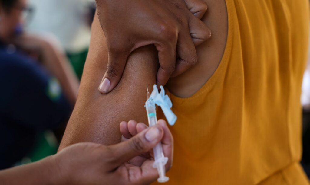 São Paulo reforça campanha de vacinação após confirmação de 13 novos casos de sarampo