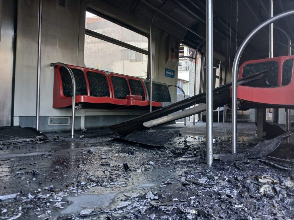 CPTM reassume linhas após caos e explosão de trem em São Paulo