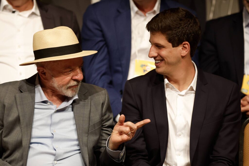João Campos mira apoio de Lula para virar jogo contra Raquel Lyra em Pernambuco