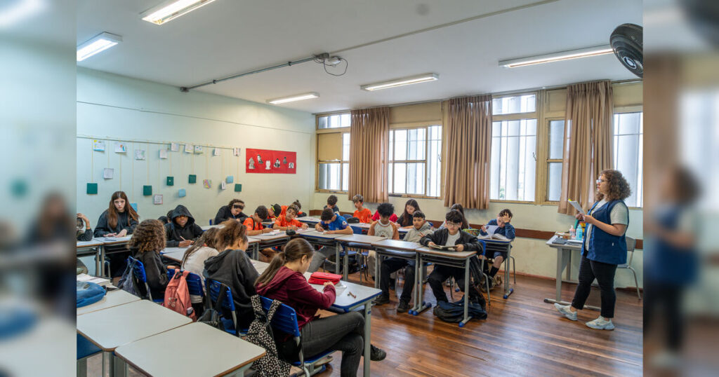 Professores do Paraná: PSS para rede estadual de ensino abre inscrições