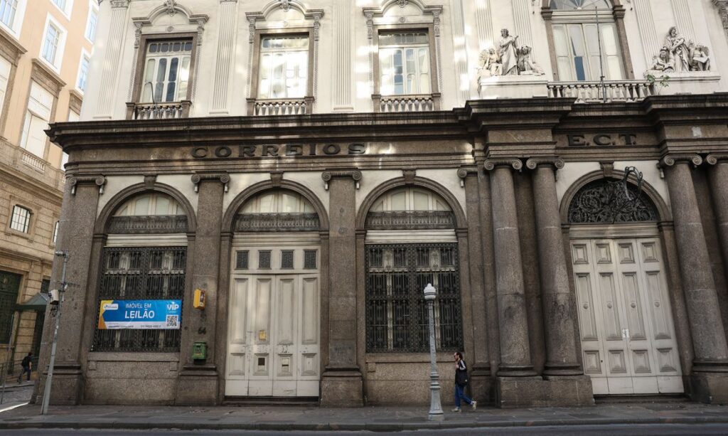 Quinta-feira tem leilão de prédio histórico dos Correios no centro do Rio