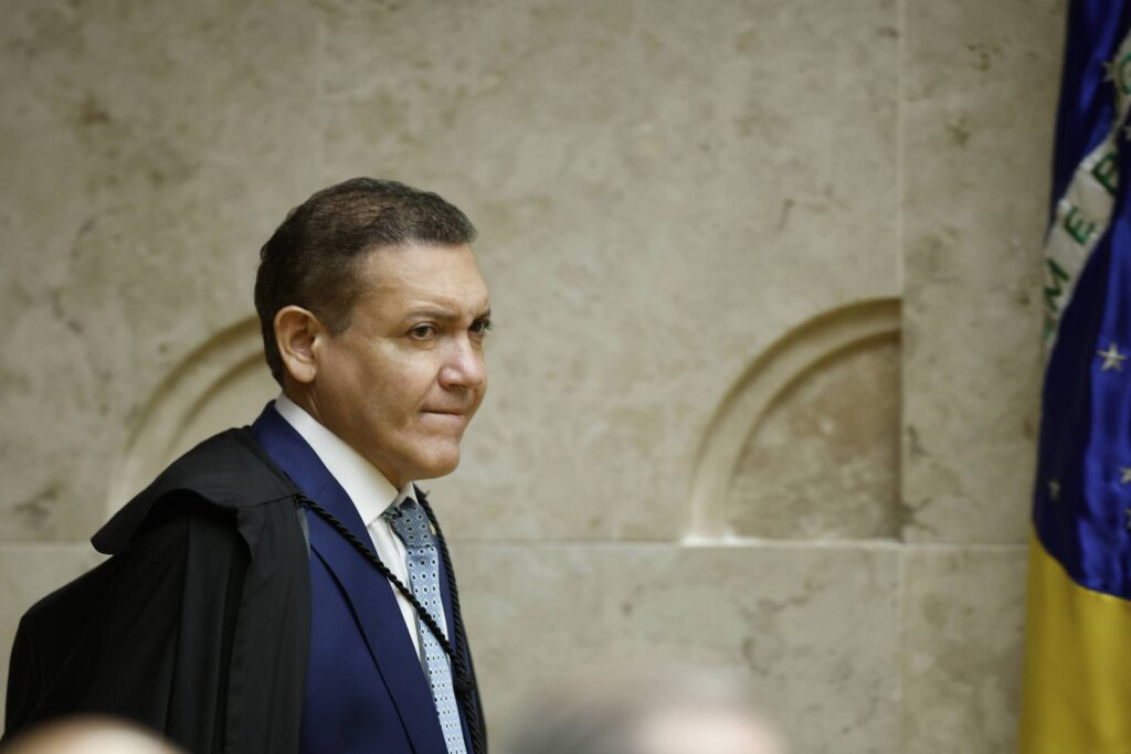 Carter Center revisa decisão e enviará missão de observação para eleições no Brasil