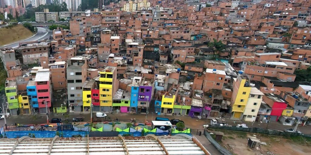 Concentração de renda no Brasil distorce o sistema político e favorece manutenção de privilégios