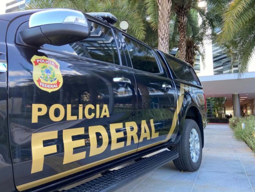 Delegado da Polícia Federal é alvo de operação que investiga venda de dados sigilosos