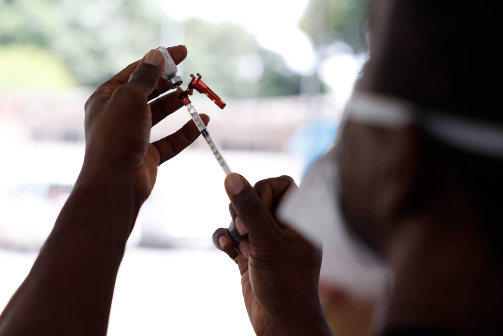 Dia D de multivacinação mobiliza o país neste sábado para atualizar cadernetas