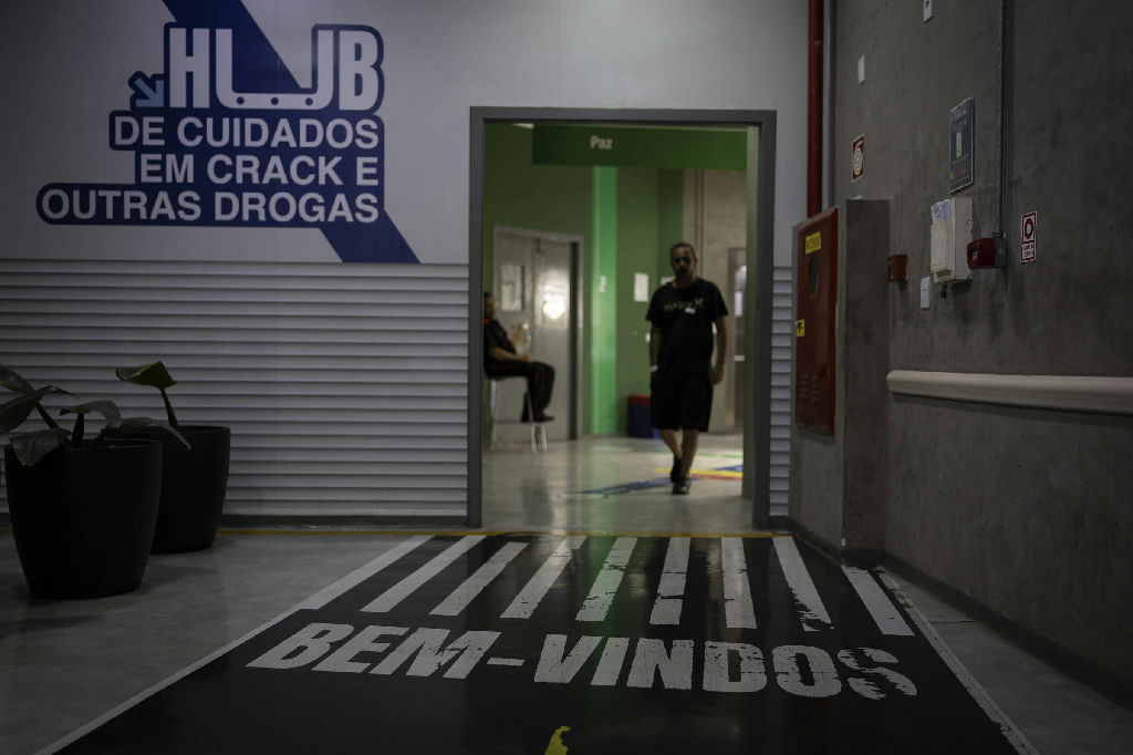Governo de São Paulo planeja expandir modelo de atendimento a dependentes químicos para o interior
