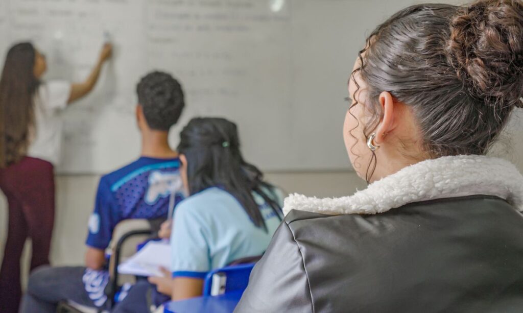 Ideb 2025 registra maior evolução educacional das últimas duas décadas no Brasil