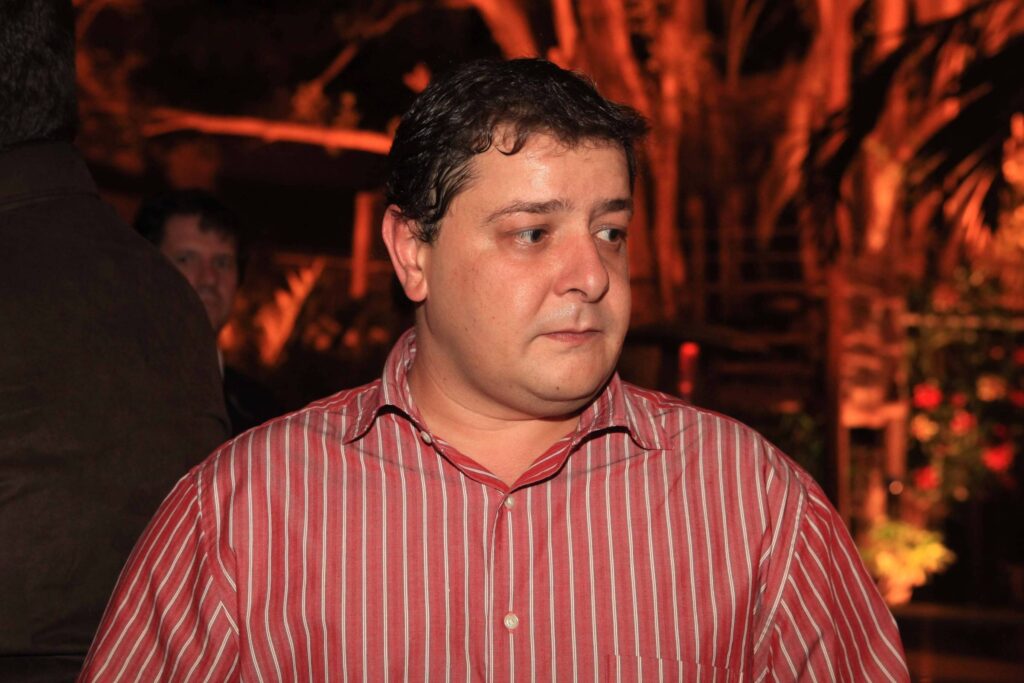 Investigação da PF revela compra de joias por empresária ligada a Lulinha para ex-chefe de gabinete de Lula