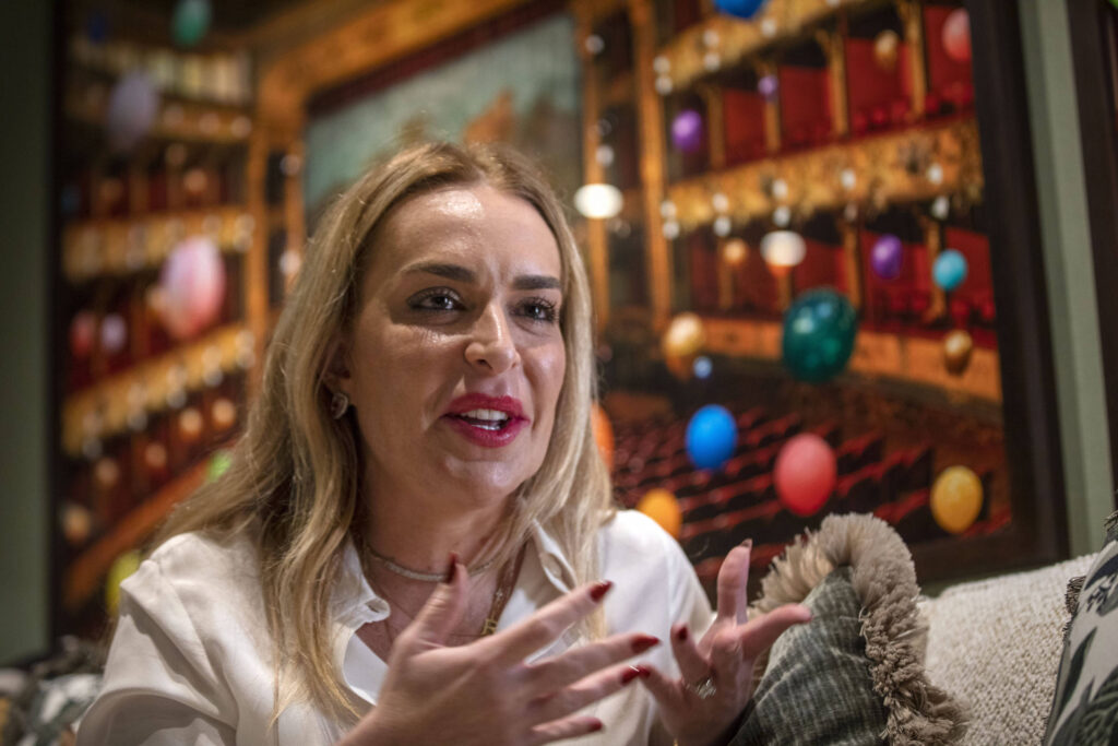 Investigação da PF revela troca de mensagens entre amiga de Lulinha e ex-chefe de gabinete de Lula