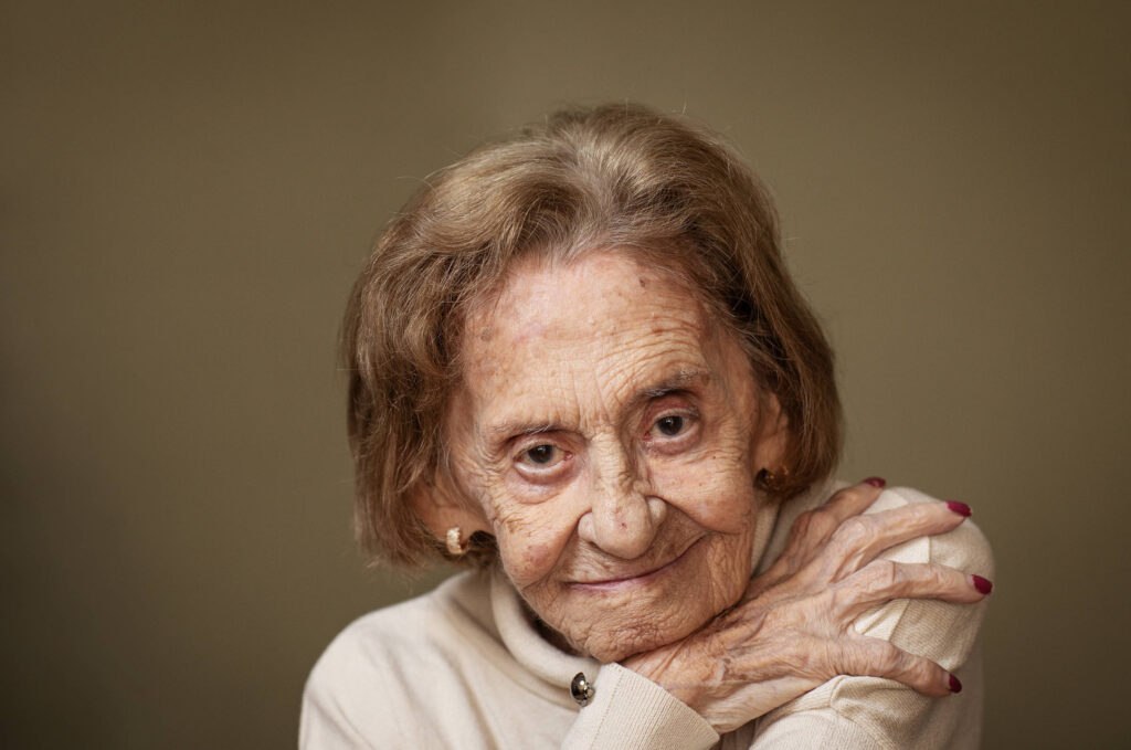 Laura Cardoso morre aos 98 anos e deixa legado imortal na dramaturgia brasileira
