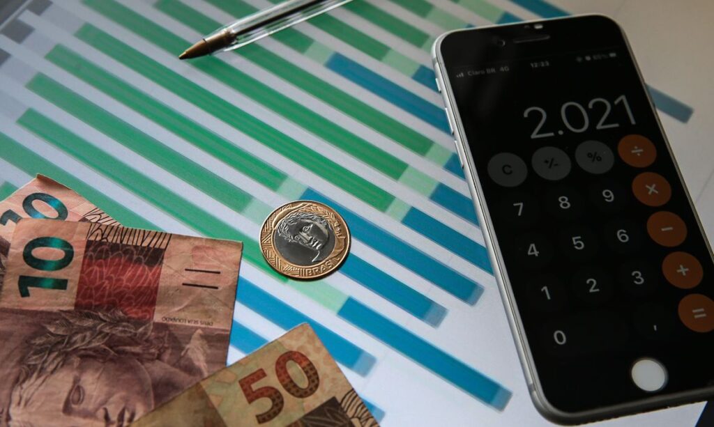 Mercado financeiro revisa projeção da Selic para 2026 após meses de estabilidade