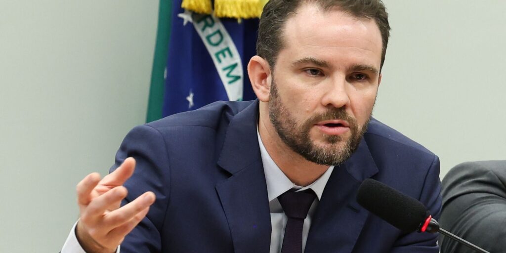 Ministro Durigan defende Brasil como porto seguro e ampliações comerciais estratégicas
