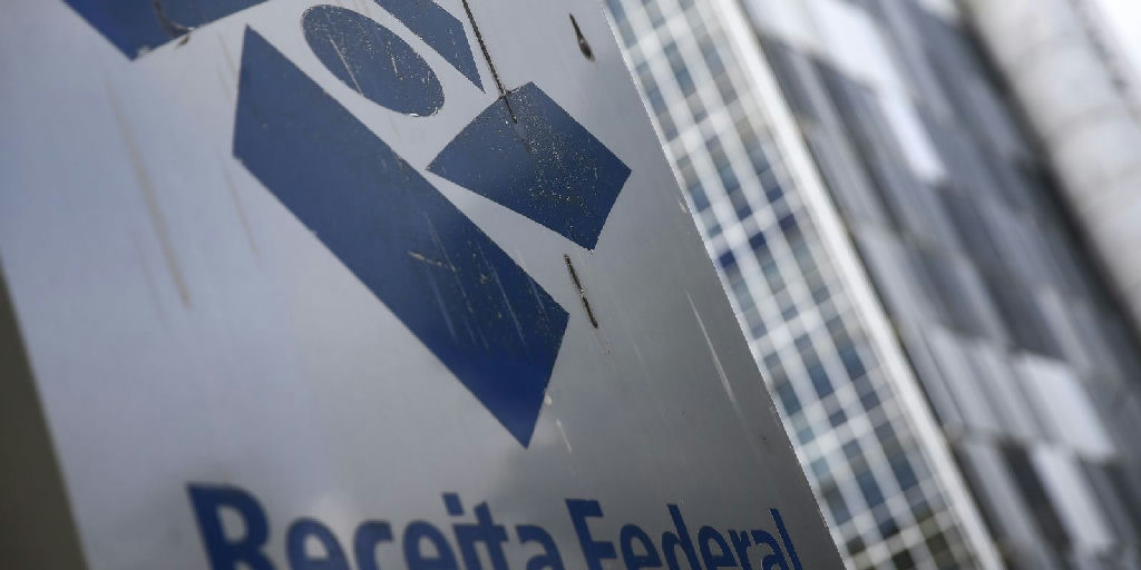 Receita Federal libera último lote de restituição do IR 2026 para mais de 500 mil contribuintes