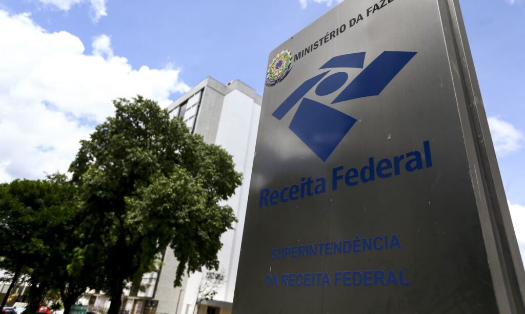 Reforma tributária: emissão de notas fiscais com novos impostos começa nesta segunda-feira