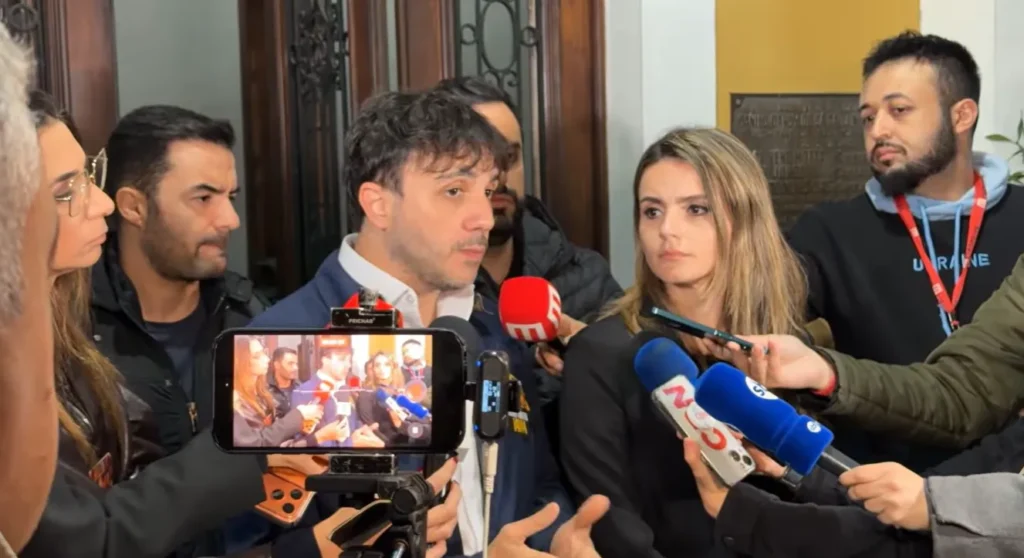 Renan Santos promete nomear vereadora Amanda Vettorazzo para ministério em caso de vitória