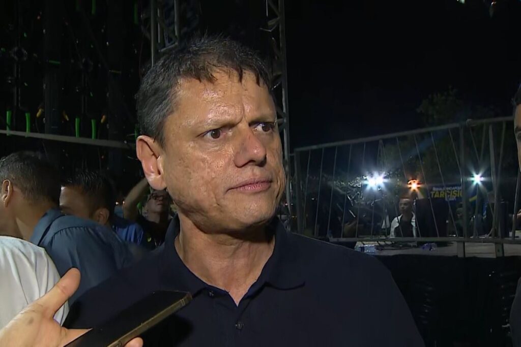Tarcísio de Freitas anuncia R$ 14 bilhões para modernizar CPTM após paralisação