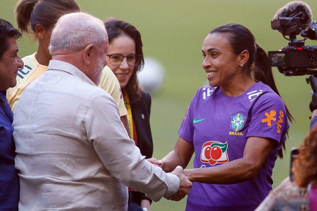 Tribunais de Contas do Brasil questionam obrigatoriedade de férias escolares para Copa Feminina de 2027