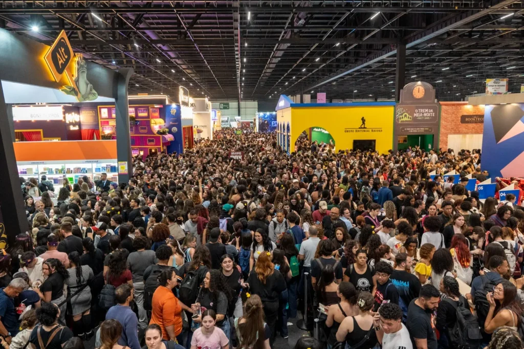 28ª Bienal do Livro de São Paulo encerra edição histórica com recorde de 760 mil visitantes