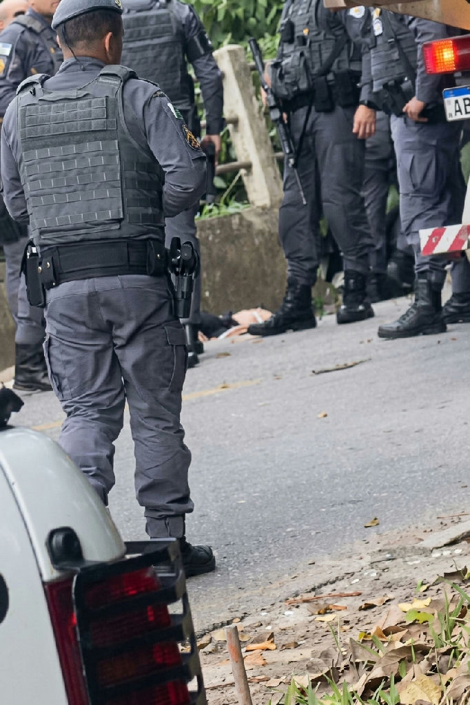 Acidente na Estrada do Cabuçu encerra perseguição da Polícia Civil em Guarulhos