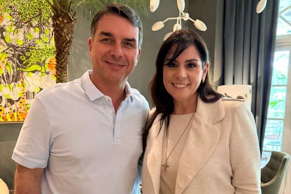 Aliada de Flávio Bolsonaro prepara vídeo para rebater boato sobre padroeira