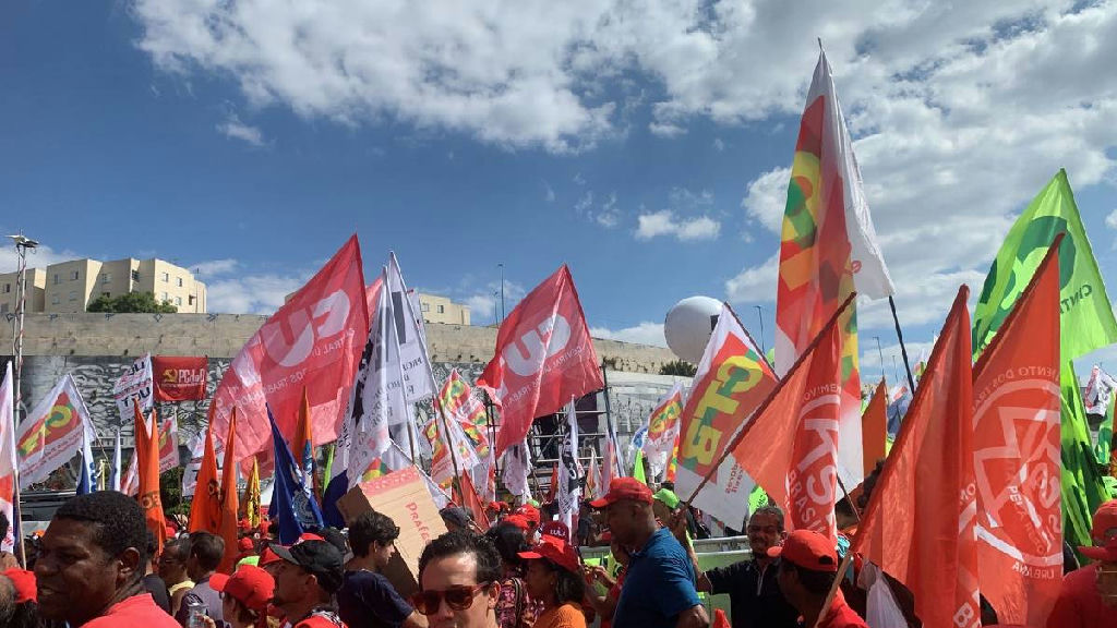 Campanha de Lula envia orientações a centrais sindicais a menos de um mês da eleição