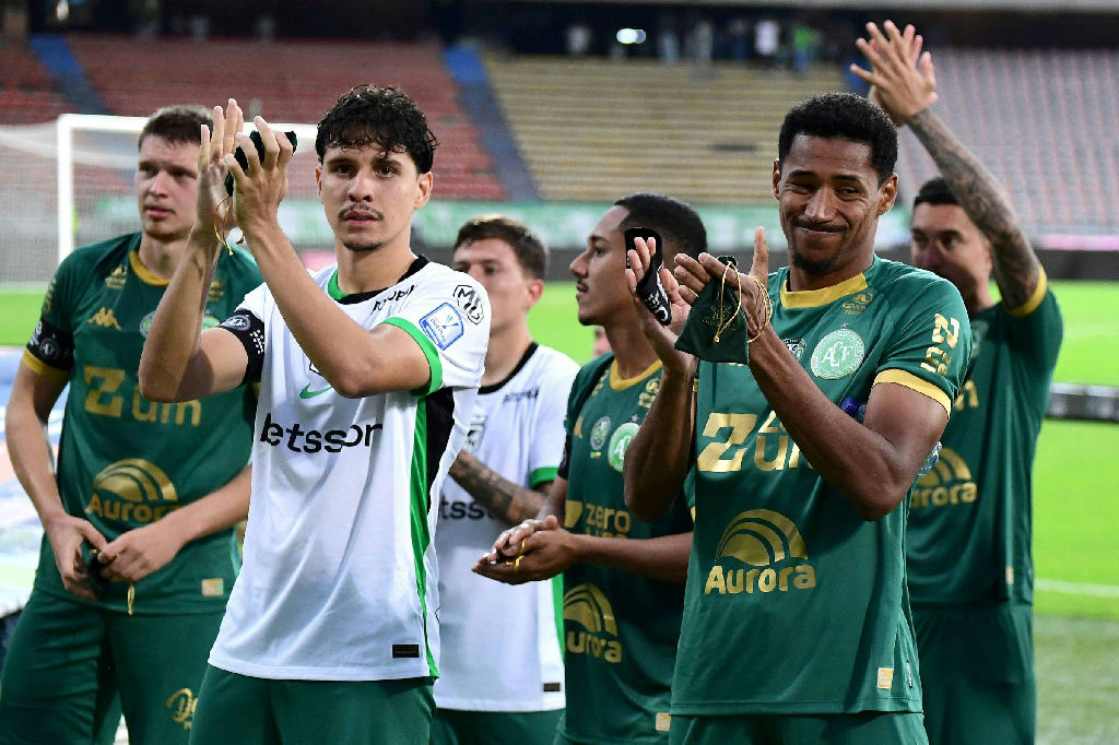 Chapecoense e Atlético Nacional empatam em amistoso que celebra 10 anos de irmandade