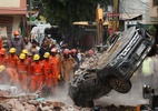 Desabamento de edifício de cinco andares deixa ao menos um morto em Nova Délhi