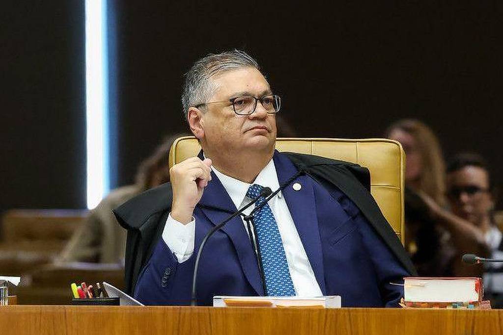 Dino ordena inquérito na PF contra ataques a imagens religiosas em meio à tensão eleitoral