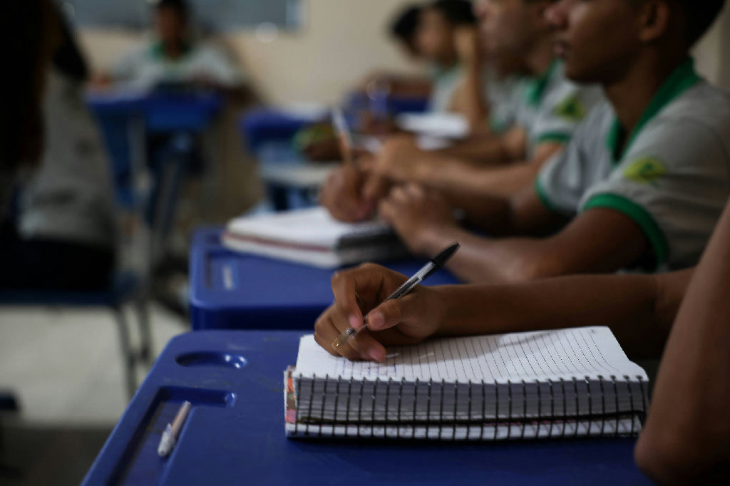 Pesquisa revela que São Paulo e Rio de Janeiro registram a menor percepção de avanço na educação pública em quatro anos