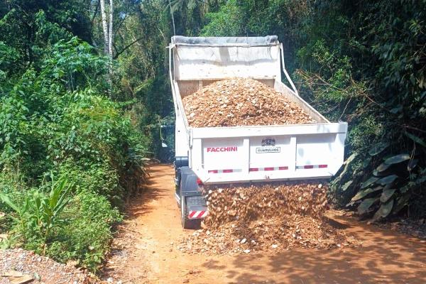 Prefeitura de Guarulhos inicia obras de conservação na Estrada dos Veigas