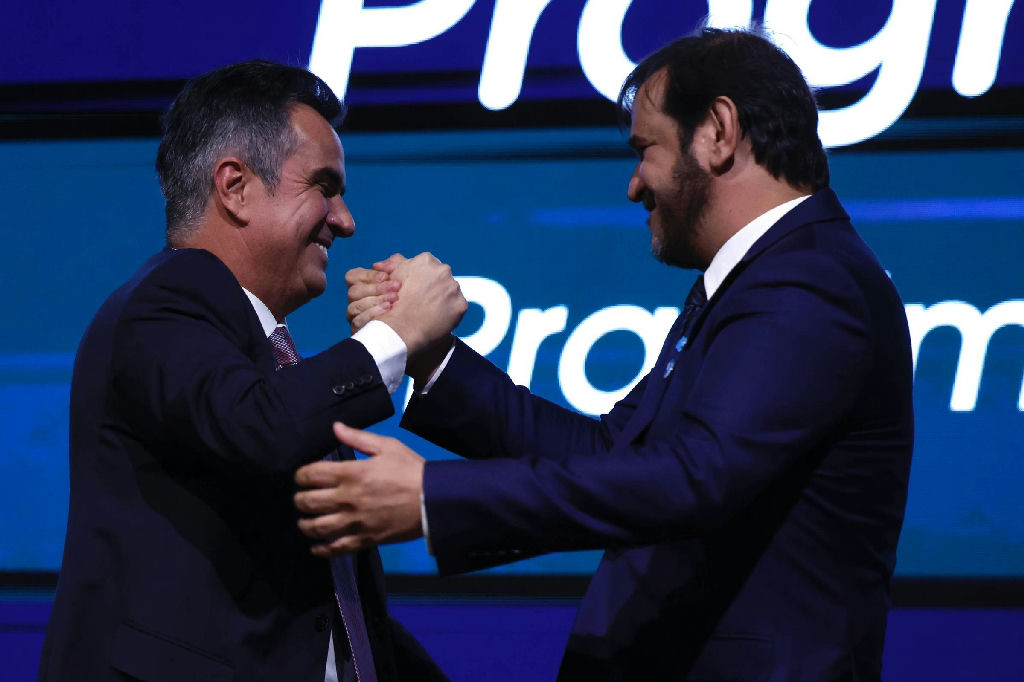 Centrão se movimenta: União Brasil e PP indicam apoio a Flávio Bolsonaro para o segundo turno