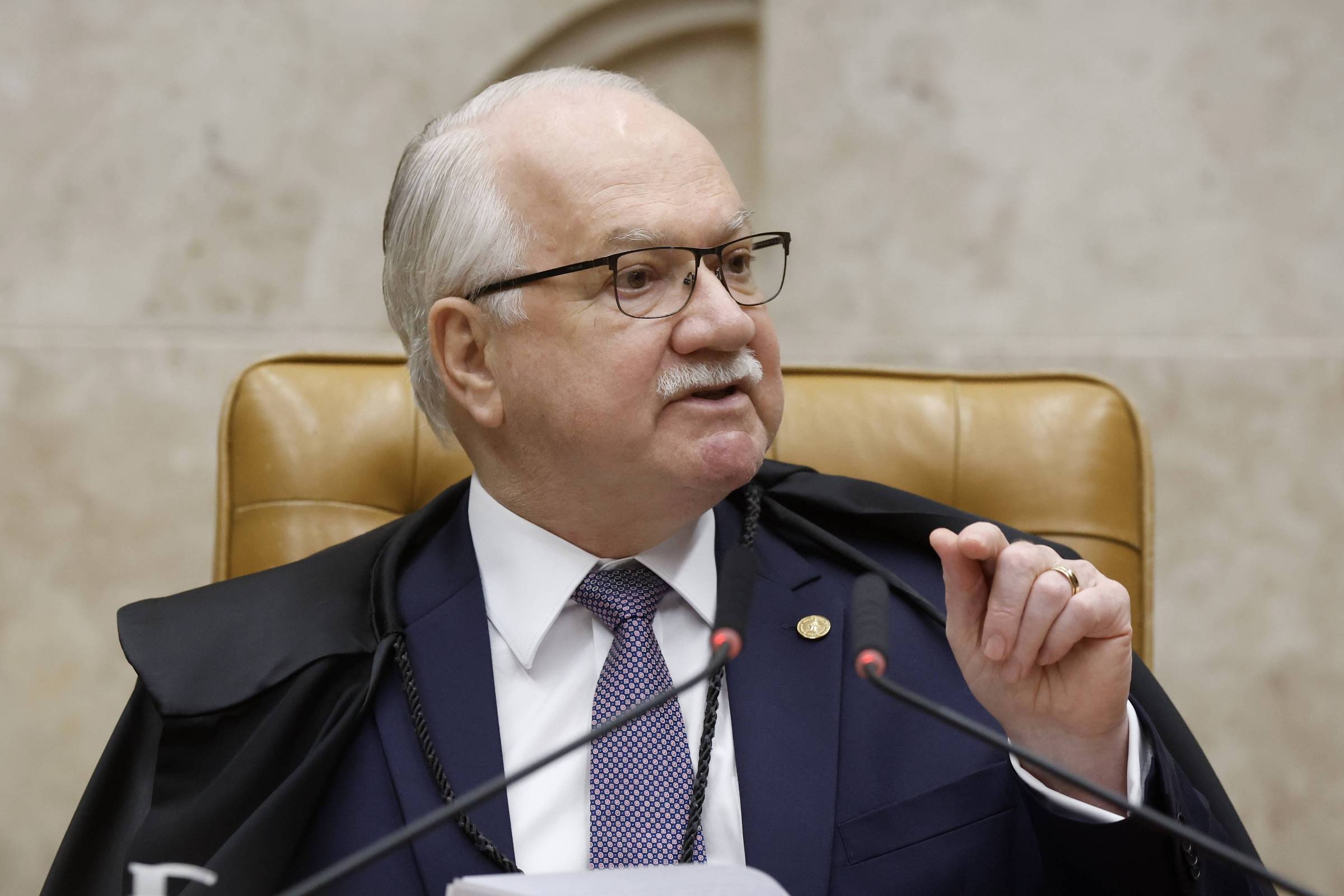 Fachin arquiva cinco investigações ligadas ao inquérito das fake news