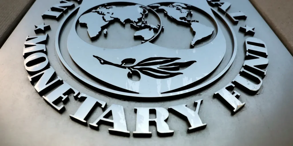 FMI ajusta projeção para PIB do Brasil em 2026 e aponta desafios econômicos