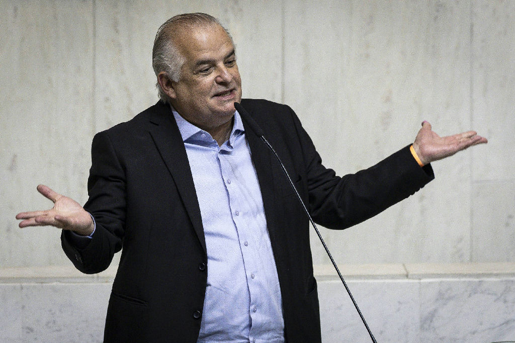 Márcio França sugere voto em homens para o Senado e gera reação imediata de Marina e Tebet