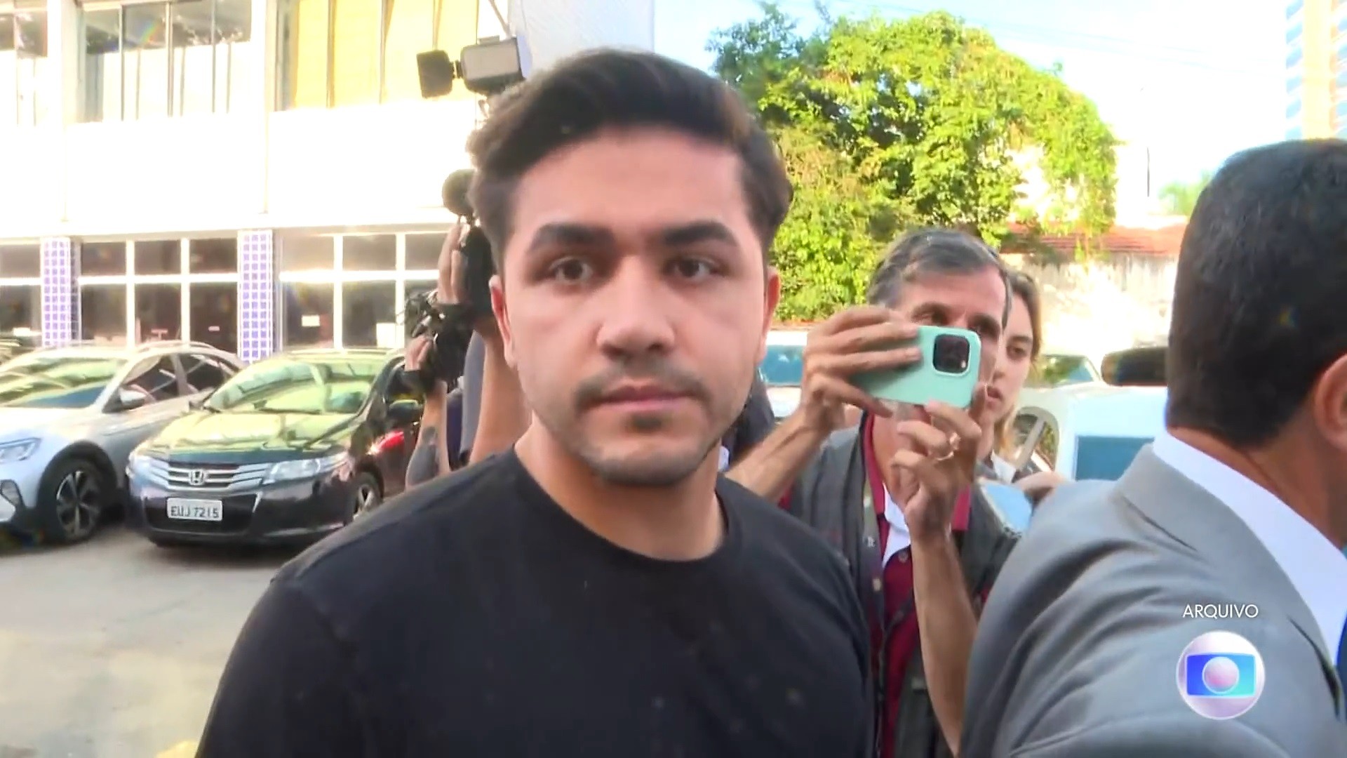 Namorada de réu em caso de Porsche é multada e investigada