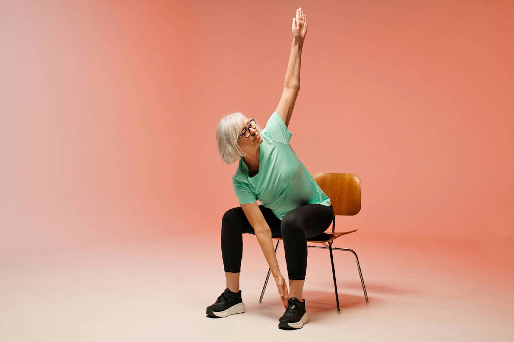 Passa muito tempo sentado? veja exercícios para melhorar a postura