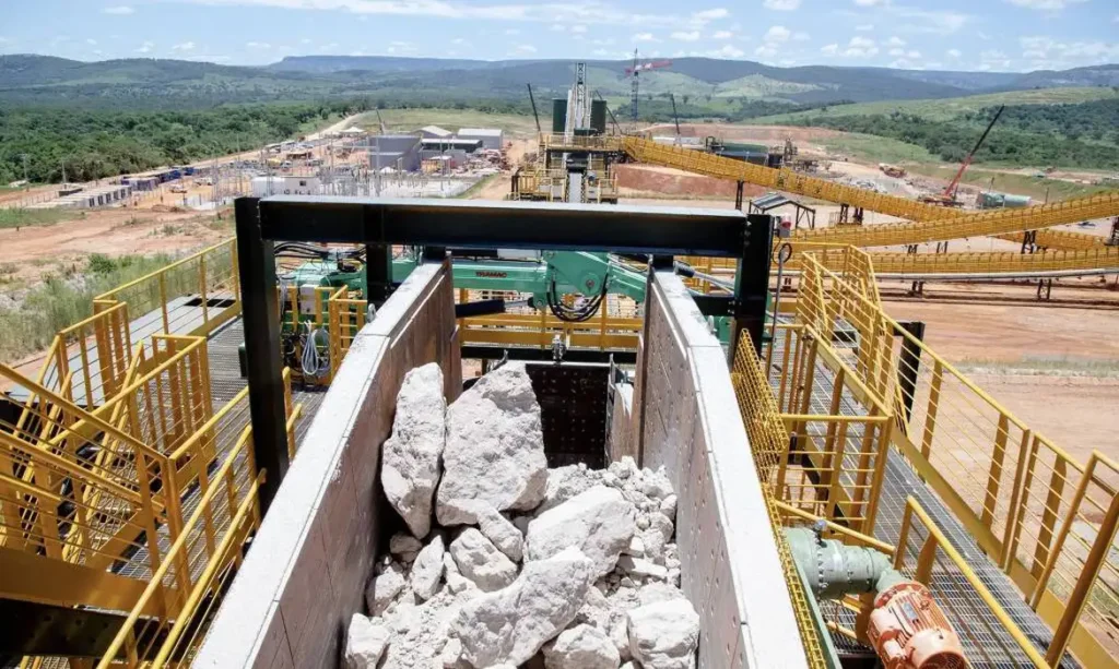 Setor de minerais críticos emprega 129 mil trabalhadores no país