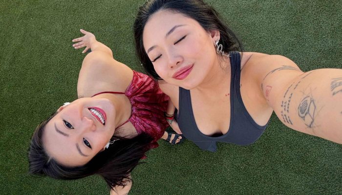 Amigas de infância redefinem o casamento em união platônica e sem sexo